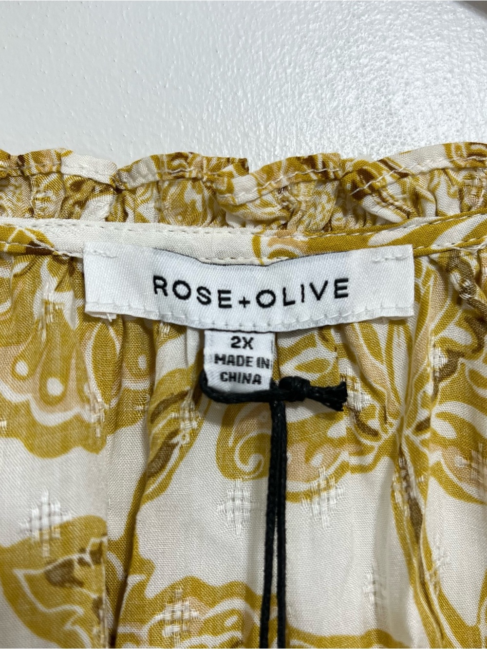 Rose & Olive NWT 100% Rayon Mustard Yellow Floral Boho Blouse Plus Size - Picture 3 of 8
